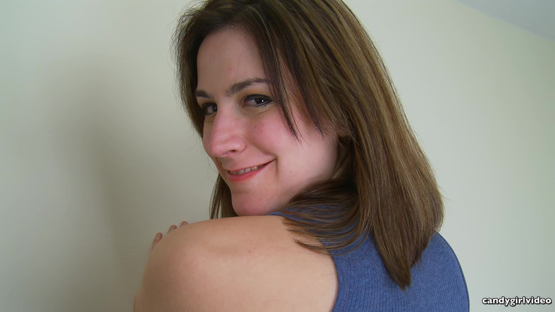 CandyGirl Video: Addie juniper - ज्वेलेड चुदाई प्लग