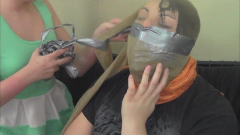 Selfgags classic: Eu quero que você engasga comigo!