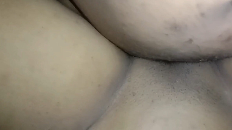 Boneshaker: Deshi virgin girl prende un grosso cazzo prima volta porno