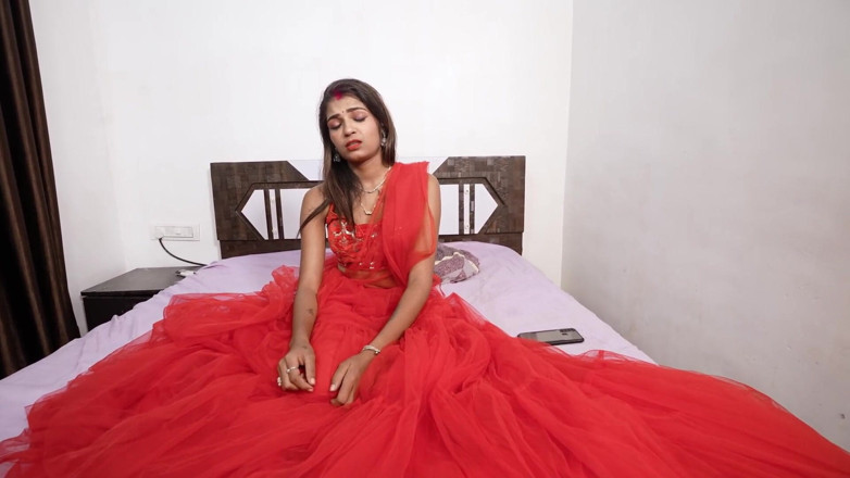 SEXYBHABHIX: Indisch Desi-meisje vierde haar huwelijksnacht