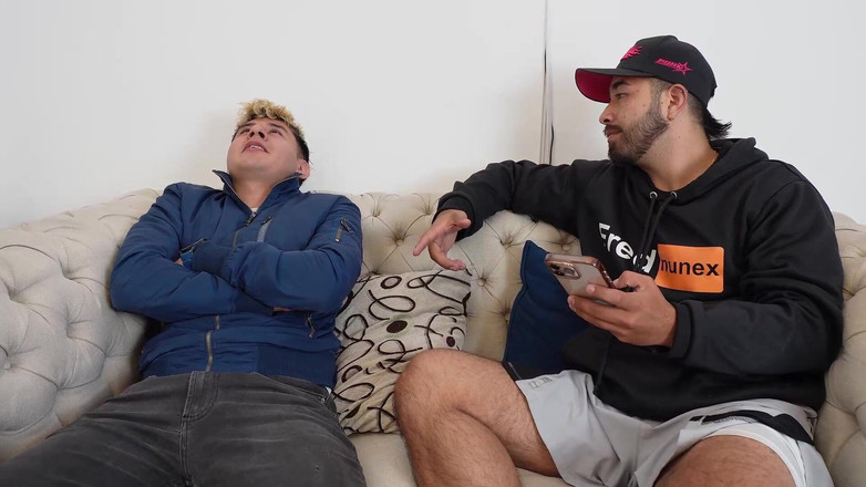 Tommy Santox: Ich ficke zum Vergnügen mit einem Mädchen mit riesigen Brüsten –...