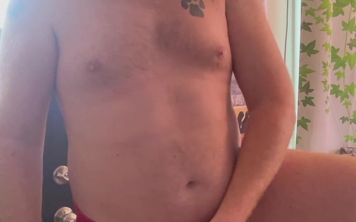 Big Baz: 抬起我的腿长时间撒尿