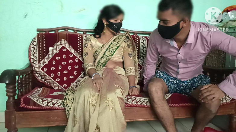 Raniki chut: Bhabhi jiran berkongkek keras di sofa set bhabhi rumah seksi -...