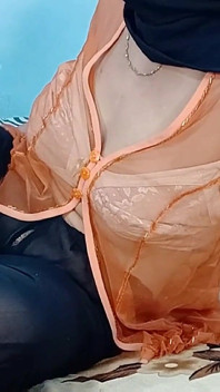 Model indian de cameră web cu vibrator anal sexy și futai cu degetul pe cameră în direct, spectacol privat exclusiv