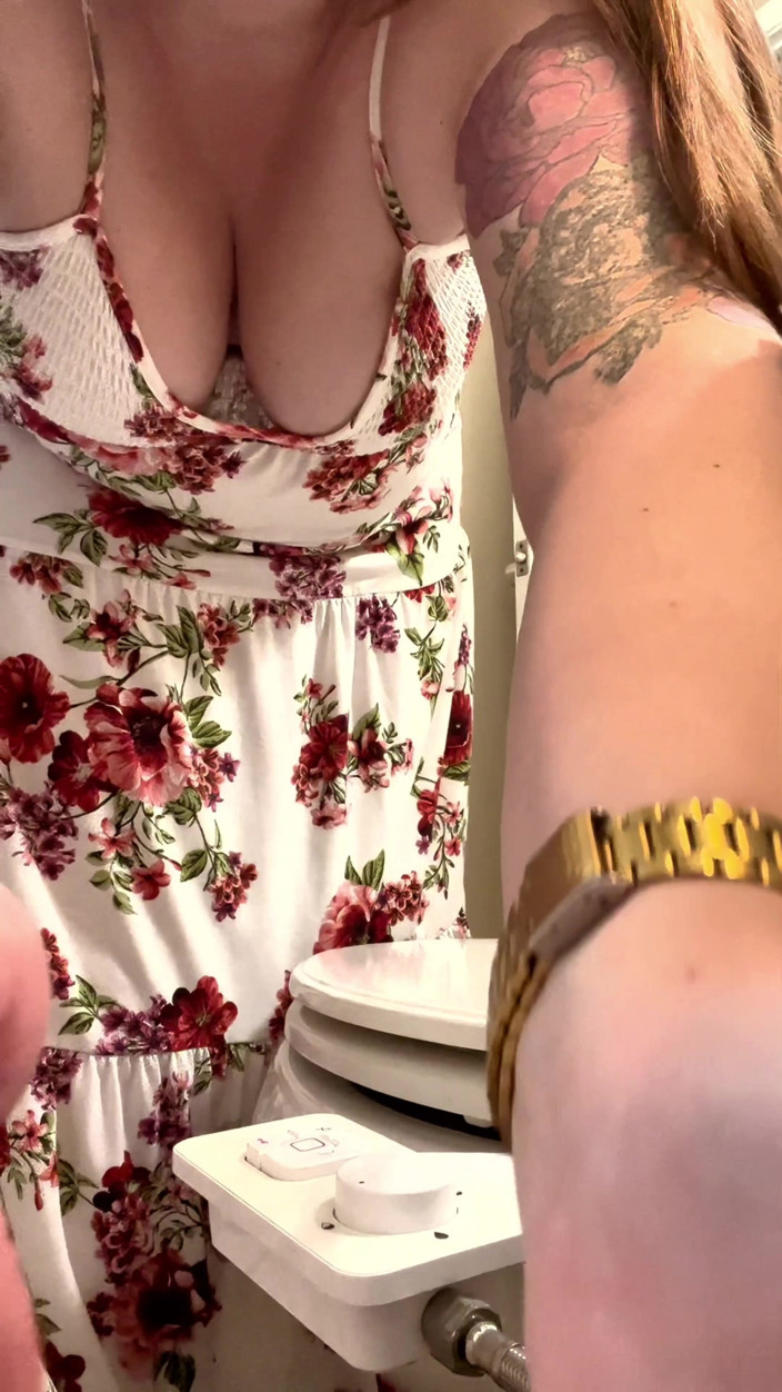 Miss happy mommy: Letní šaty a čůrání bez kalhotek (v ceně prdy????)