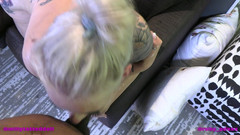 PNW Porn: Deux salopes, gangbang interraal, rousse pour la première fois