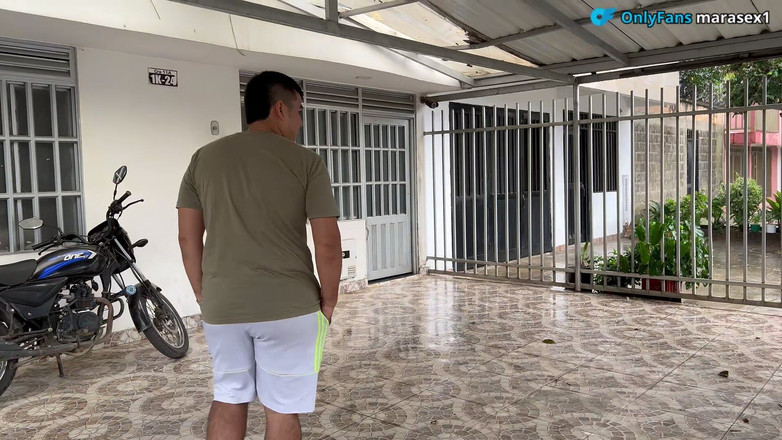 MaRaSexx: Chồng tôi rời đi và người yêu cũ của tôi đến để đòi âm hộ...