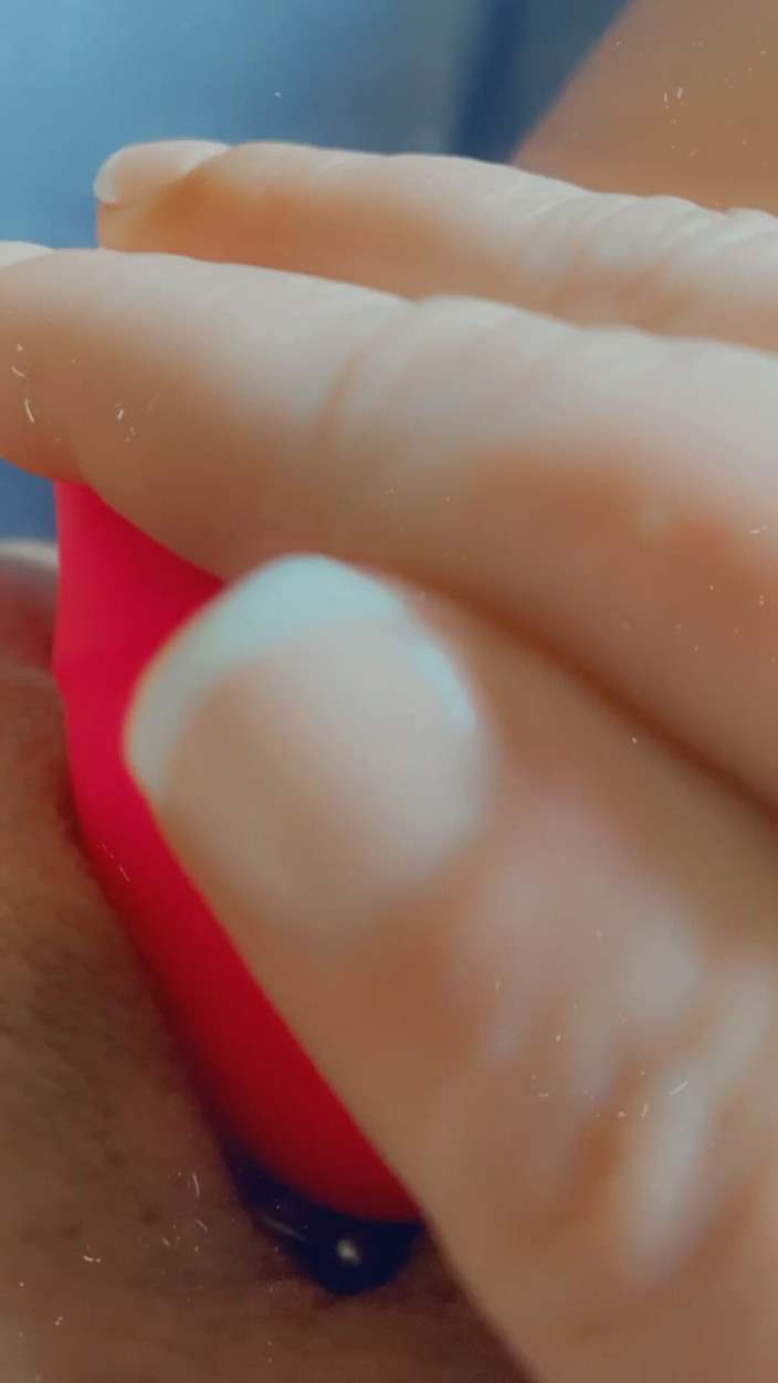 Milfschnitte: Saya sangat miang