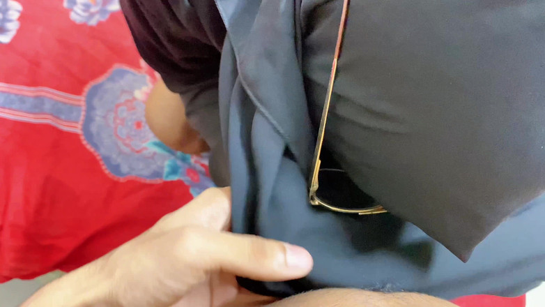 Bdsex24: 操了朋友的出轨妻子