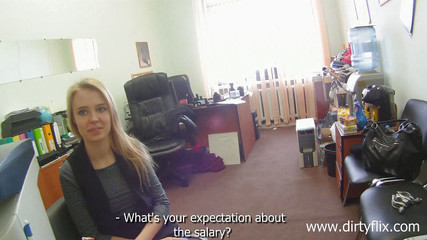 Fucking Glasses: Šukání na pracovním pohovoru