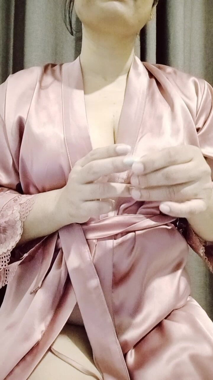 Achini: Moje serventa roleplay