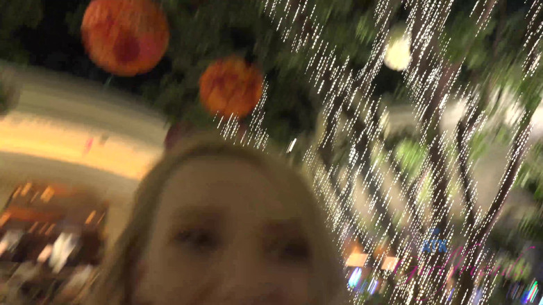 ATK Fans (Girlfriends): Virtual vacation in Las Vegas with sweet teen Carmen Callaway 1/2