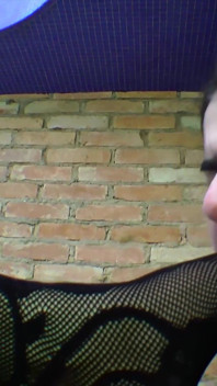 Polizaj mój tyłek i połykaj moją seksowną stopę Słodką dziewczynę