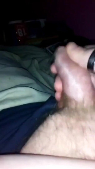 Cock vids and only cock vids.: Molliger typ wichst seine kleine schwanz-zusammenstellung