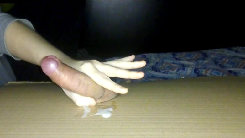 Sexoamateur: Handjob und abspritzen