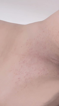 Natalie ve vaně sexuální hry