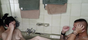 Bigjoefuckalott: 浴室