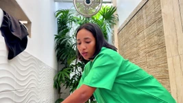 Vier-hände-massage mit happy end und einer sexy!