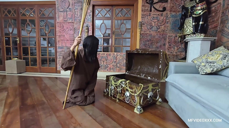 MF Desires: Kleopatra'nın muhteşem osuruk götü