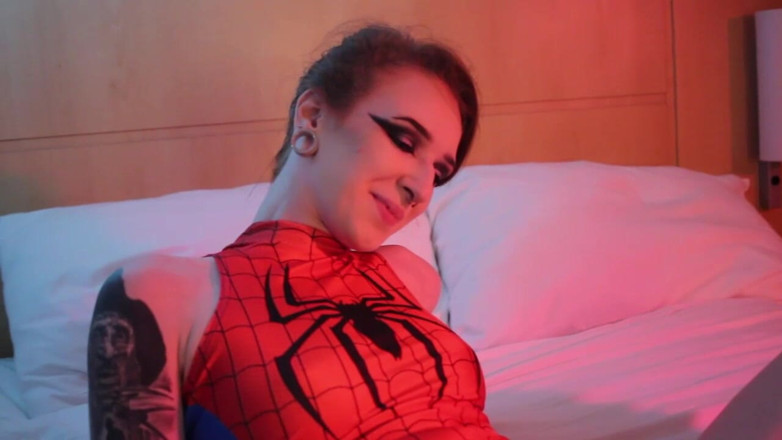 Tattooedsammie: Spidygirl Play
