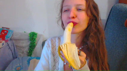AnnaNotIdealAngel: Bananen-blowjob und rote natürliche sehr lange haare und blaue mystikerin,...