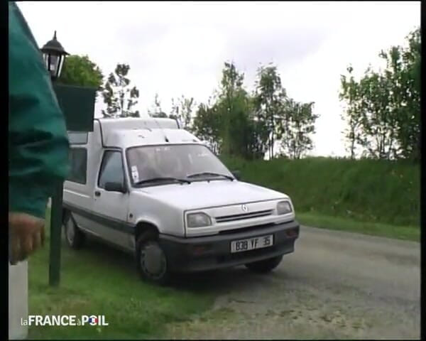 French Gonzo: 친구와 함께 삼부작을 조직하는 변태 할아버지!
