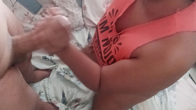 Jr and denies: Uma Punhetinha Gostosa Falando Putaria