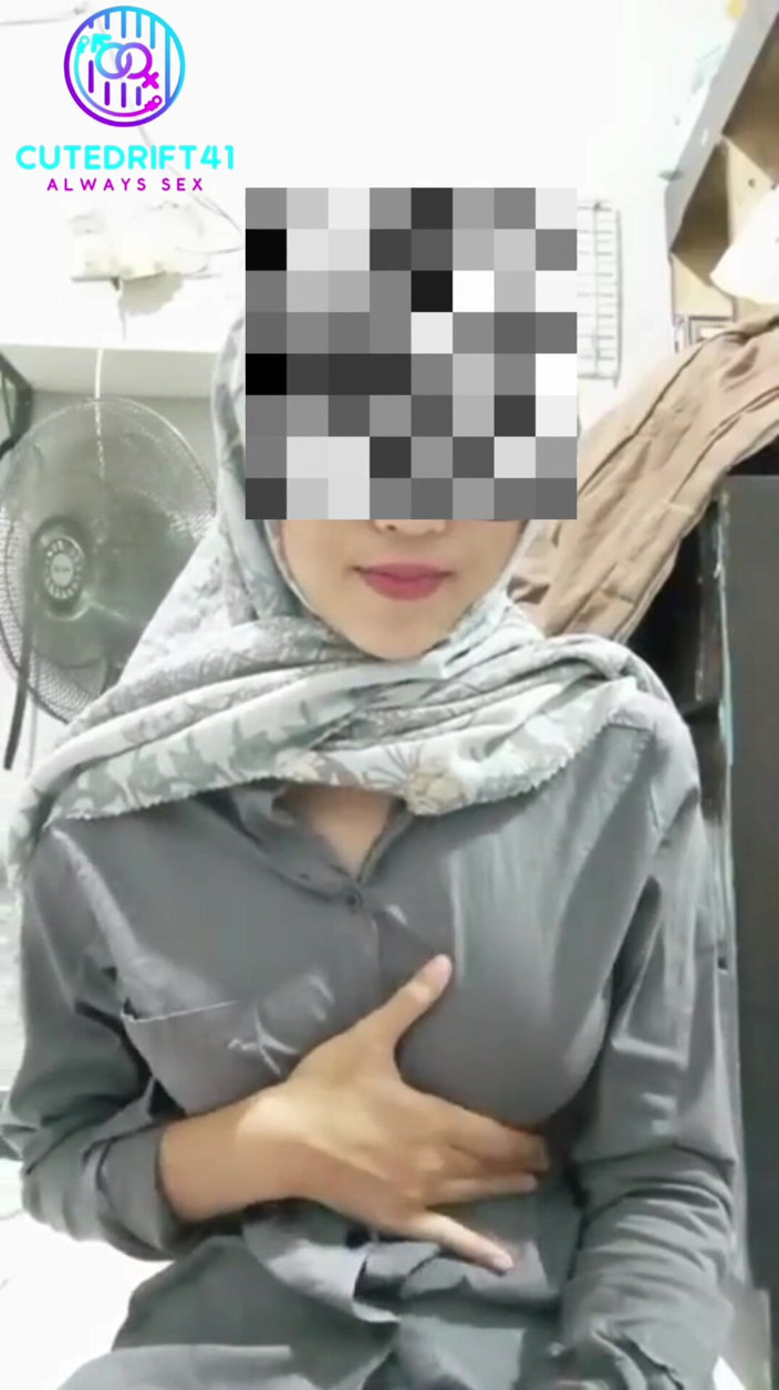 Lizzie Jane: Indonésia hijab pornô com peitos grandes