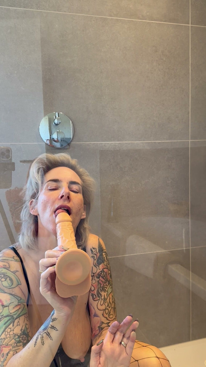 MamaMariaxxx: Cel mai sălbatic moment al meu, stropind spermă