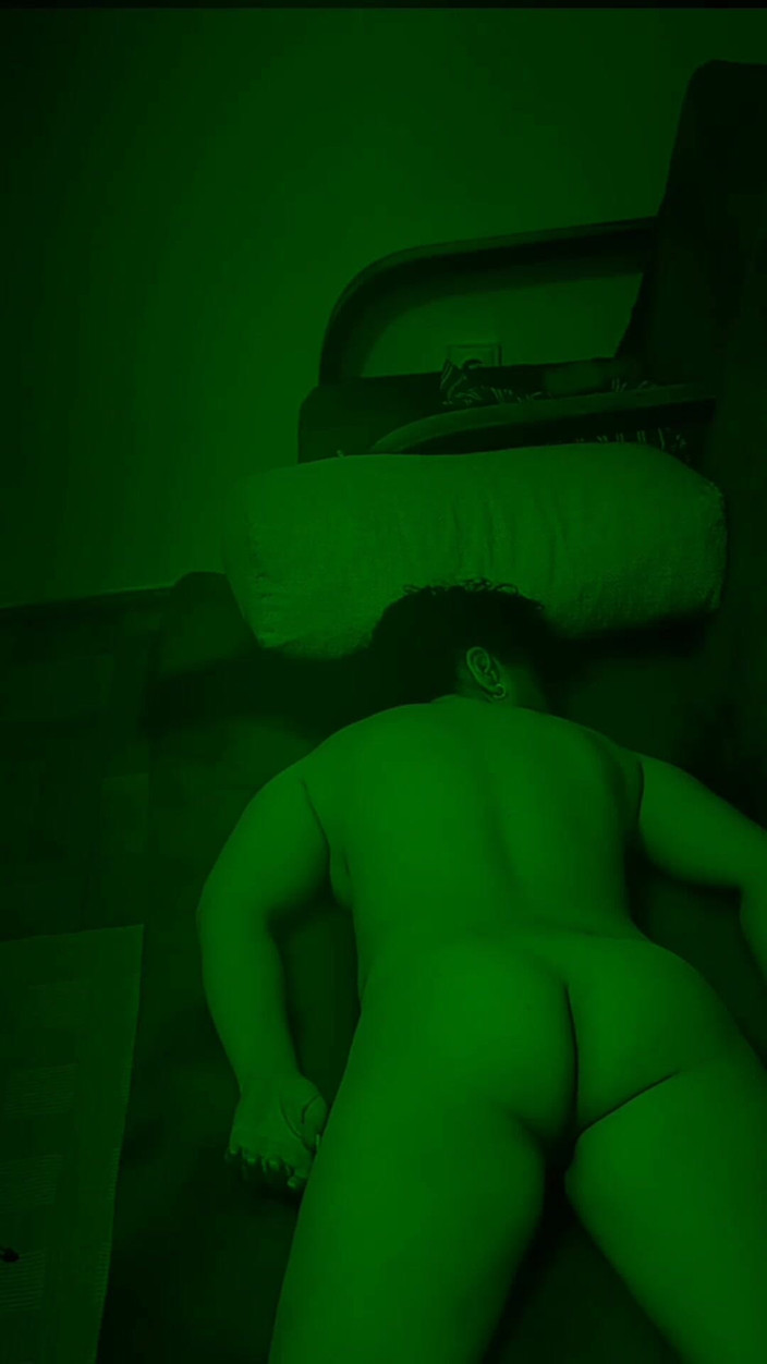 Records18: Nep masseur