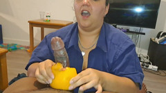 Real homemade BBW BBC porn: Wildenglishbbw dává bbc nata4sex honění s grapefruitem