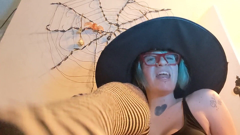 Geeky Femdom: Jessica, a Bruxa Sph