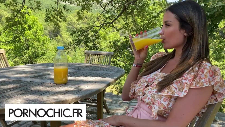 Pornochic: Трійки Анісси Кейт на канікулах