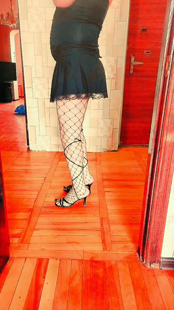 Kitty_Cross: Guarda bene, geme meglio