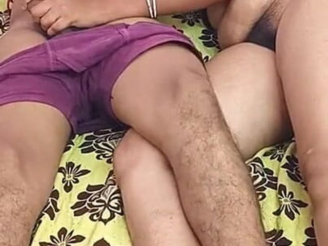 Sex with My Husband's Friend in Hotel Room (Tamilponnuj)