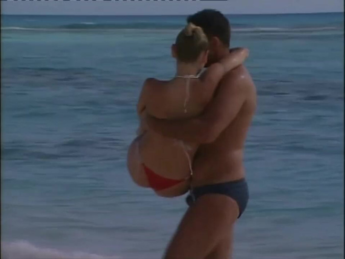 XTime Vod: Hairy pussy double penetrated ass fucking foursome on the beach