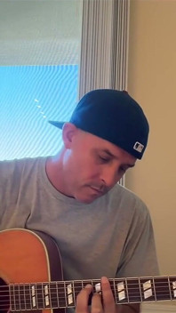 Duke Silver Sings Dreams. Eu quero mais, impossível ignorar impossível de ignorar e eles vão se tornar realidade impossível não fazer possível não fazer