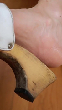 Slow Heel Dangling Asmr - Tamancos de madeira, sons macios de nylon