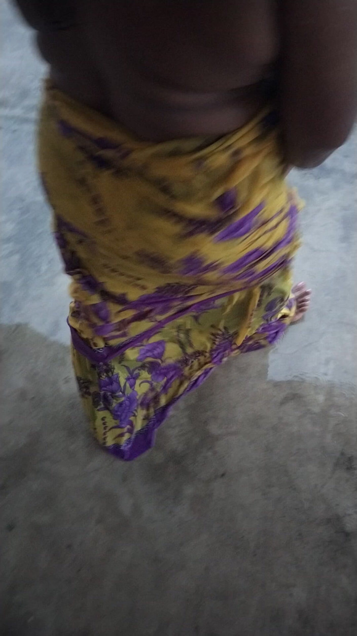 Benita sweety: テラスで雨の中でのホットセックス