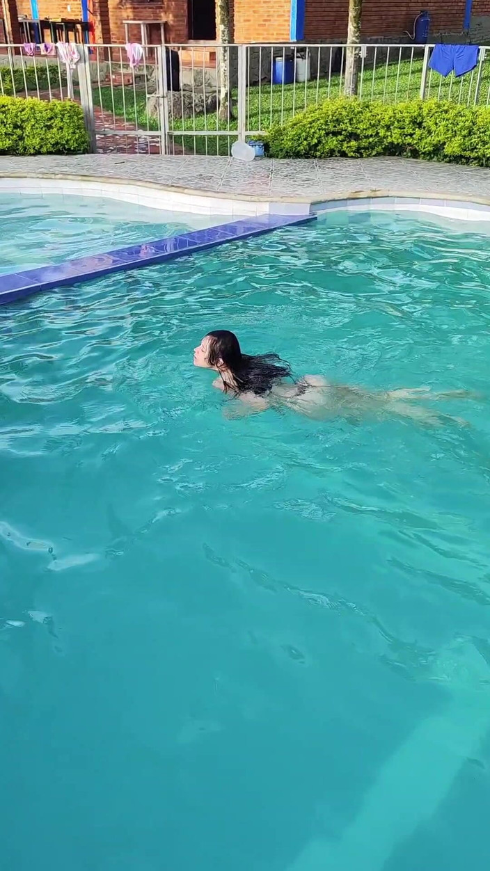 Crisanto999: My Stepcousin After the Pool