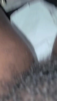 포르노를 보면서 하드코어 여자 오르가즘