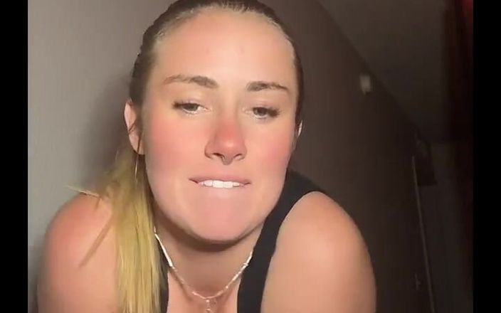 April Sparx: 憨