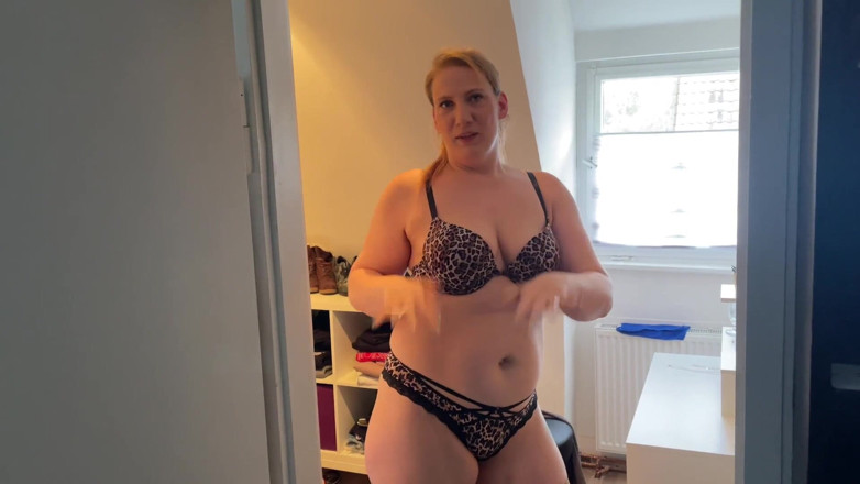 Julia-Winter: För ett datum med en sprutad fitta! Slickar han mig...