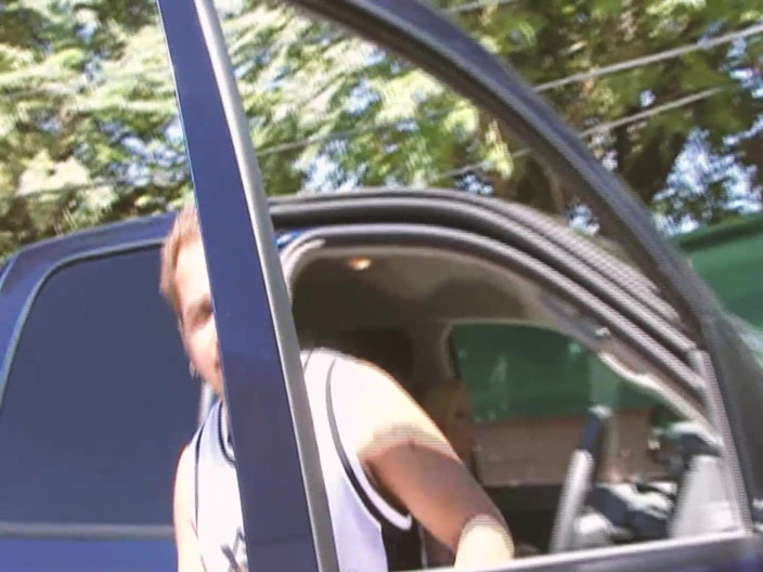 SEXUAL SIN: 被抓到的家庭主妇场景-3_housewife丰满的金发宝贝喜欢在上面射精