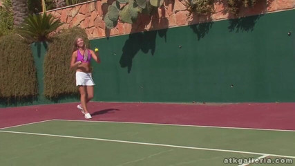 ATKIngdom Fans: Tenis kortunda amcık oyunu