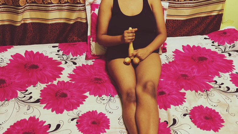 Banglasexycouple: Bini miang bermain dengan dildo seumur hidup - terasa sama seperti...