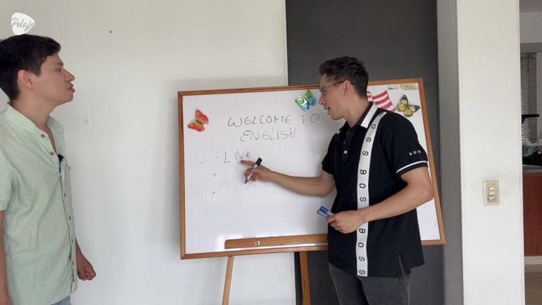 relaxingadrian: Můj student přišel pozdě a přiznal, že se mu líbí můj...