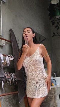 Self Game com Vibrador de Vidro no Hotel