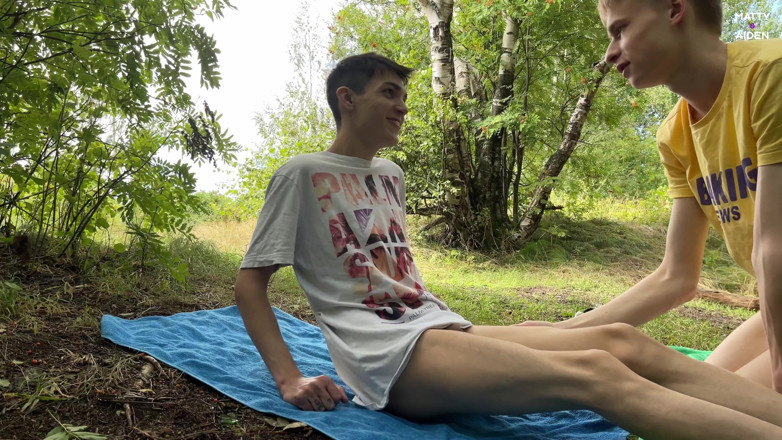 Matty And Aiden: Cute teenagers Matty and Aiden were almost caught outdoors