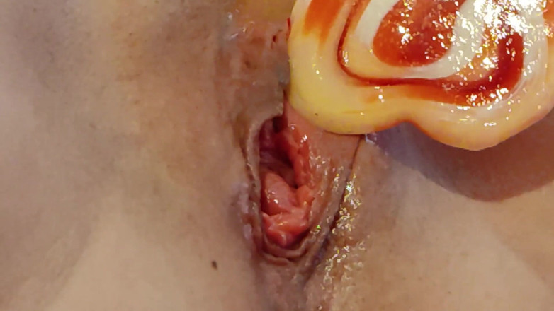 Winonna8: Candy i cipki MILF grać